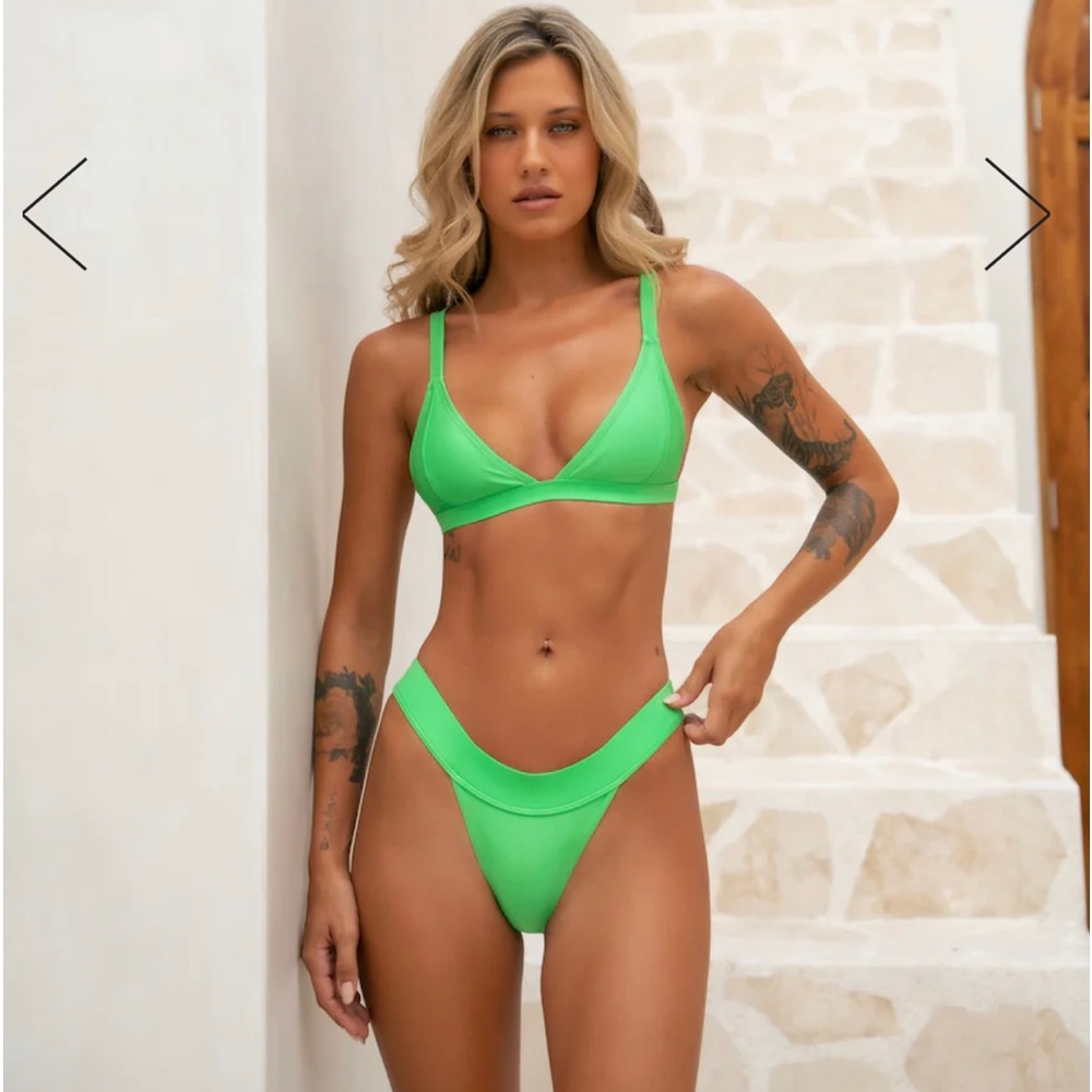 NWT Hello Molly swim suit